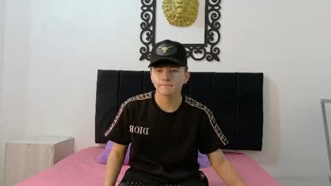 lunaydream online show from 07/18/26, 11:58