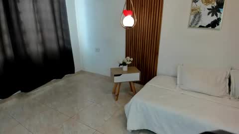 luniksa online show from 06/06/26, 12:10