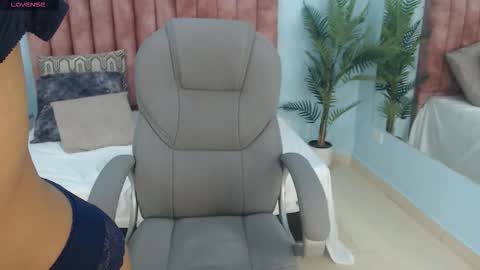 Luni Love online show from 03/05/26, 08:27