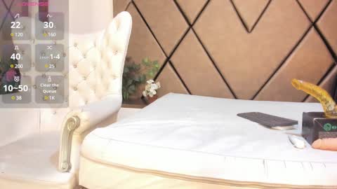Snapshot of lunitadiva chatting on 02/19/25, 12:44 lunitadiva online show from 02/19/25, 12:44