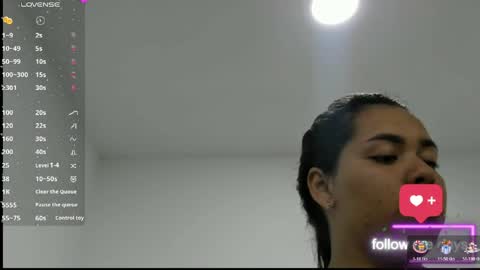 Snapshot of lunna_noir chatting on 05/05/26, 09:23 lunna_noir online show from 05/05/26, 09:23