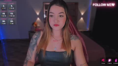 LUNA ROSE online show from 11/23/25, 02:44