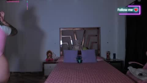 LUNA ROSE online show from 04/14/26, 03:01