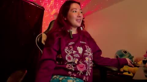 Luna online show from 10/22/25, 05:30