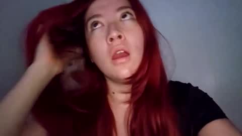 Luna online show from 11/13/25, 04:44