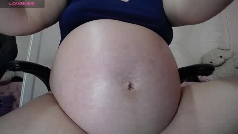 Snapshot of lunnadoll chatting on 09/29/25, 02:38 Katty what ever do you want on my pv is for extra tokens minimi 250 tks ty u for understand online show from 09/29/25, 02:38