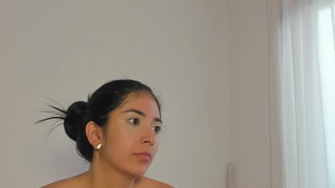     online show from 11/23/25, 01:11