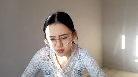 Roxie online show from 04/09/26, 02:11