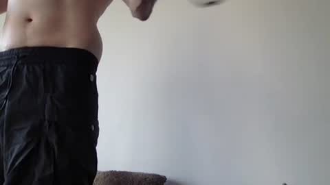 Snapshot of lupine_666 chatting on 09/19/25, 07:32 Lupine online show from 09/19/25, 07:32