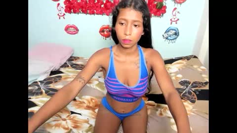 Snapshot of lupita_hot77 chatting on 09/15/25, 04:45 lupita_hot77 online show from 09/15/25, 04:45