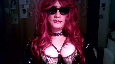 Snapshot of lurabedear chatting on 04/07/26, 09:48 CD Latino in Sweden online show from 04/07/26, 09:48