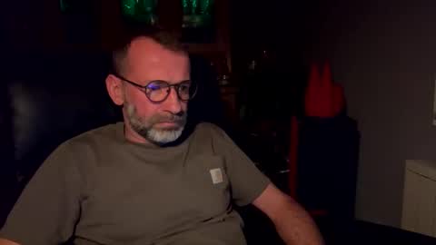 Snapshot of lure4beef chatting on 01/25/25, 04:35 lure4beef online show from 01/25/25, 04:35