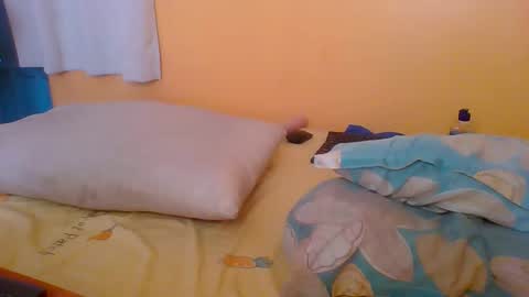 luscious online show from 11/18/25, 07:13