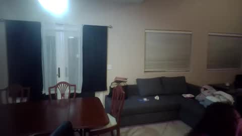 Snapshot of lusciouskoko chatting on 10/29/25, 07:10 Luscious Koko online show from 10/29/25, 07:10