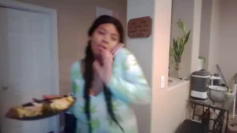 Snapshot of lusciouskoko chatting on 11/30/25, 10:47 Luscious Koko online show from 11/30/25, 10:47