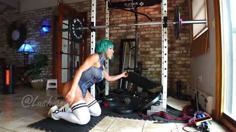 Snapshot of lushianafitness chatting on 02/08/25, 04:25 SHOWS ALL MONDAY WEDNESDAYFRIDAYSATURDAY  IN THE MORNING online show from 02/08/25, 04:25