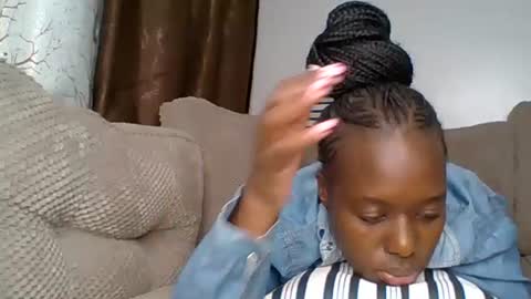 lushlola254 online show from 10/29/25, 05:14