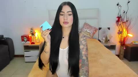 lustful__babe online show from 11/26/25, 12:28