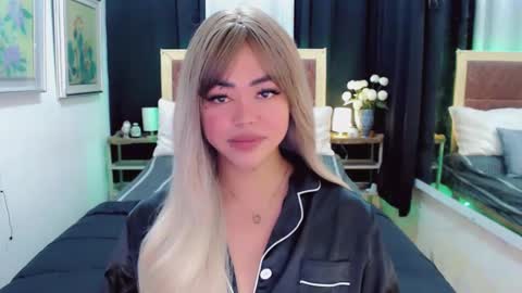 Trina online show from 01/08/25, 07:24