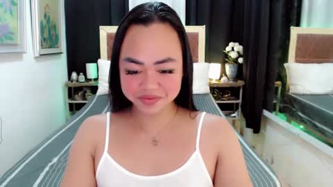 Trina online show from 01/18/25, 11:21