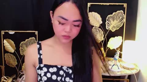 Trina online show from 03/10/26, 01:54