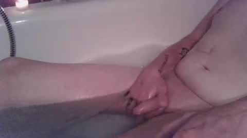 Snapshot of lustinstinct chatting on 07/13/26, 09:39 lust de 35 online show from 07/13/26, 09:39