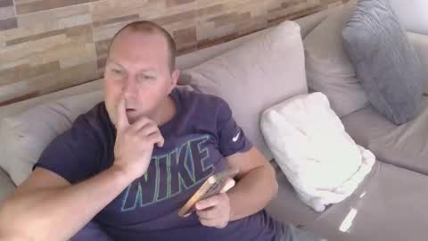 lustonfan online show from 05/11/26, 01:28