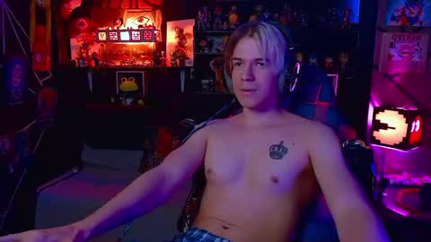 lustymatt online show from 10/31/25, 04:02