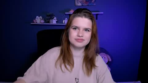 lusy_puff online show from 12/31/24, 07:42