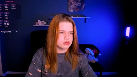 lusy_puff online show from 01/25/25, 07:39