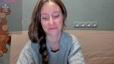 Snapshot of lusyagreenberg chatting on 10/02/25, 07:54 LusyaGreenberg online show from 10/02/25, 07:54