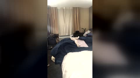 luvbug555 online show from 12/21/25, 04:30