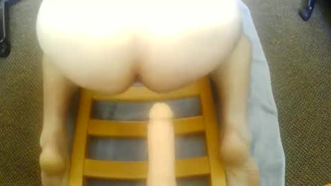 luvoldrmen_485560 online show from 06/07/26, 09:18
