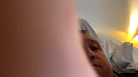 Snapshot of luvtobenude21 chatting on 12/17/24, 12:33 Joe and Sarah online show from 12/17/24, 12:33