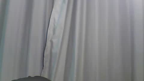 Bee Bee online show from 01/13/26, 01:55