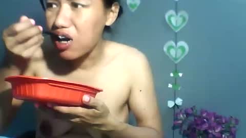 Bee Bee online show from 02/14/26, 04:09