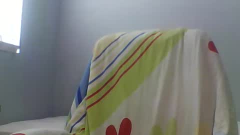 Bee Bee online show from 03/08/26, 02:59