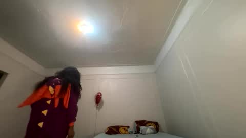 Snapshot of luvvlee chatting on 02/04/26, 08:31 luvvlee online show from 02/04/26, 08:31