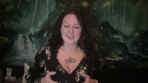 luvvvmia online show from 10/17/25, 08:33
