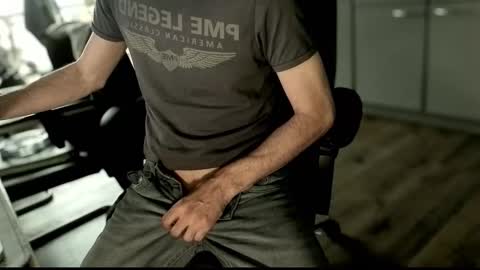 Im a   -  CAMGUY YOU  LIKE to FUCK online show from 09/13/25, 12:05