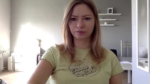 Millie online show from 09/23/25, 07:11