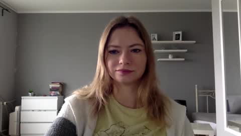 Millie online show from 09/30/25, 09:47