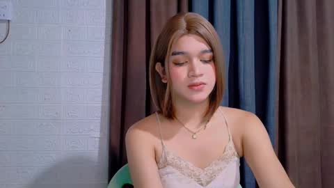 queen lux online show from 02/12/26, 10:38