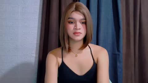 queen lux online show from 02/18/26, 09:27