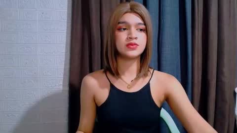 queen lux online show from 03/11/26, 08:59