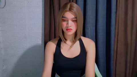 queen lux online show from 03/16/26, 06:45