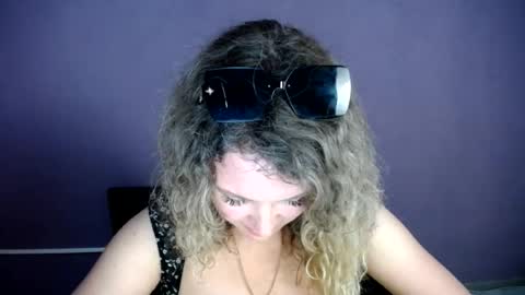 Donna online show from 06/22/26, 01:52