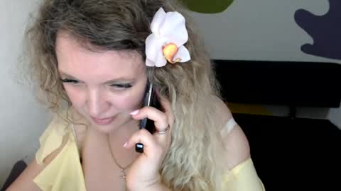 Donna online show from 06/29/26, 02:17