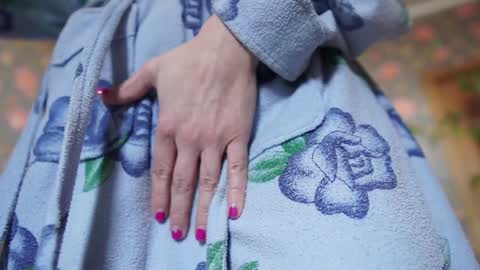 Sophie online show from 12/31/24, 09:53