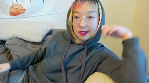 Snapshot of luxgray chatting on 01/30/25, 09:58 LuxGray online show from 01/30/25, 09:58